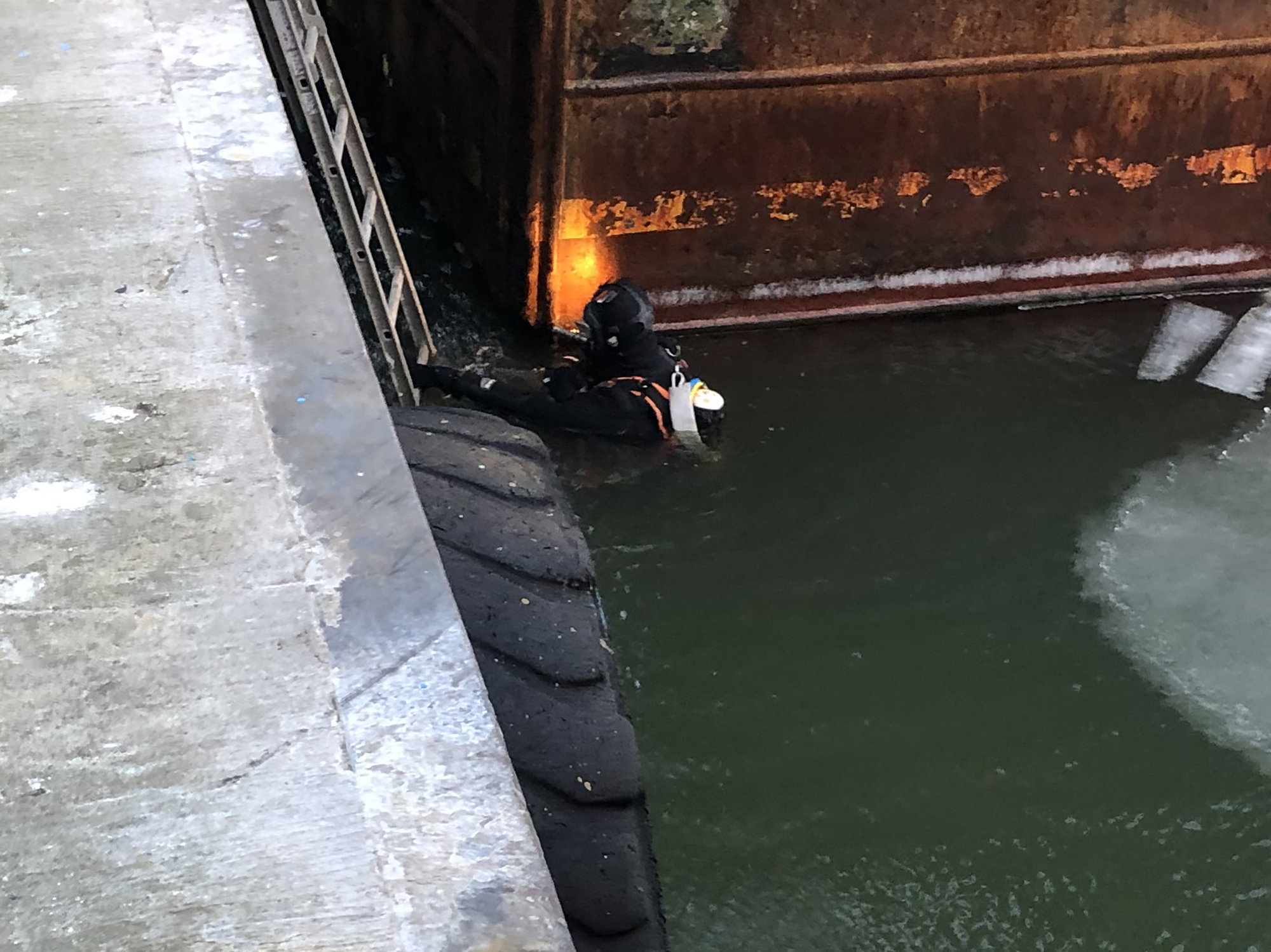 Diving Services Dykkerstaal 3201 Cropped Web