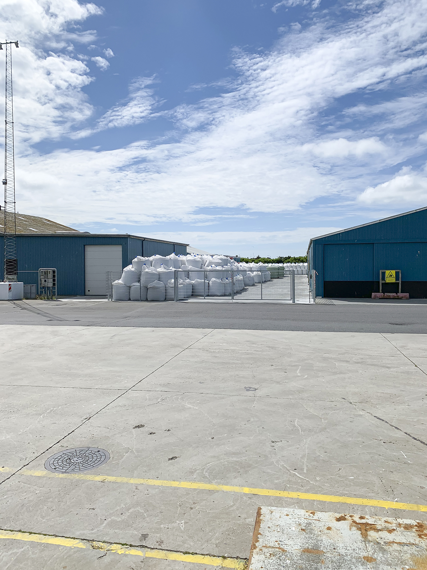 Outdoor Storage 2758 Web