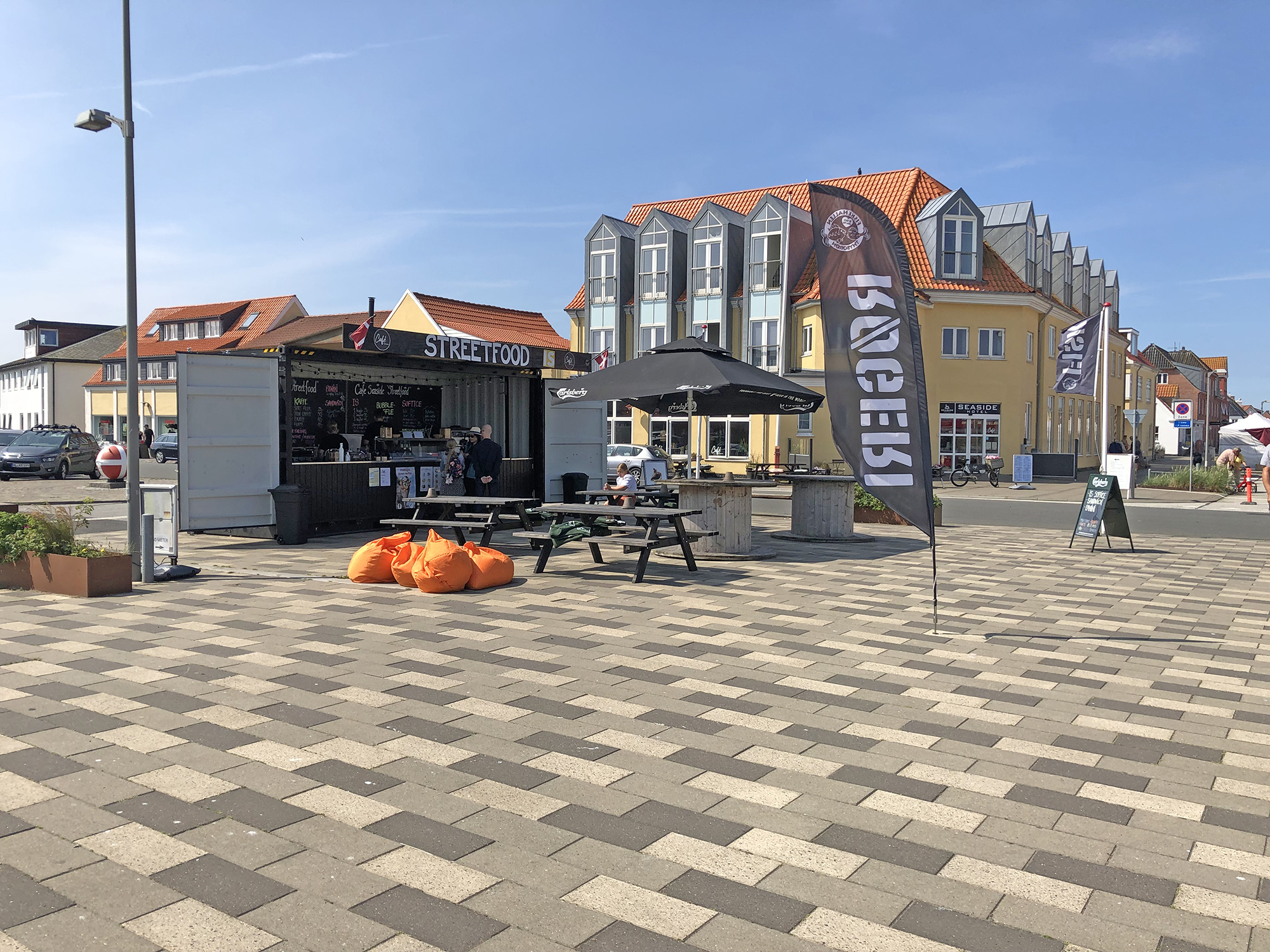 Cafe Seaside Street Food 4114 Web