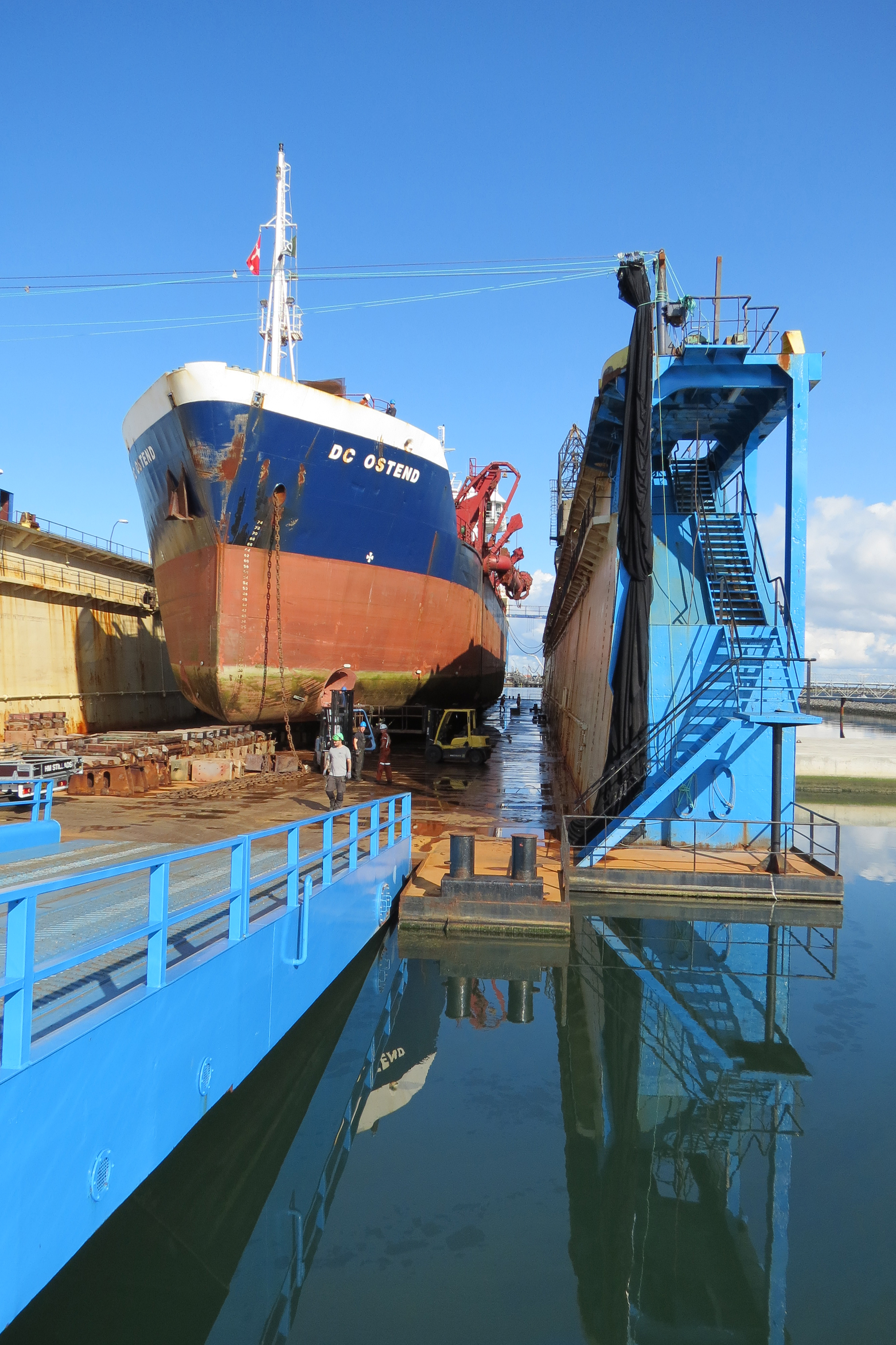 Floating Dock 6082 Web